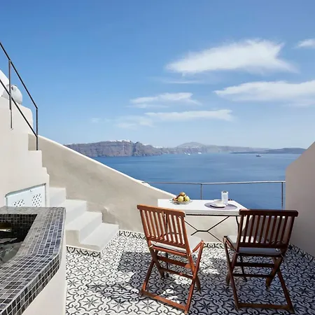 빌라 Felicitous Santorini Caldera Views Outdoor Hot Tub Sleeps 3