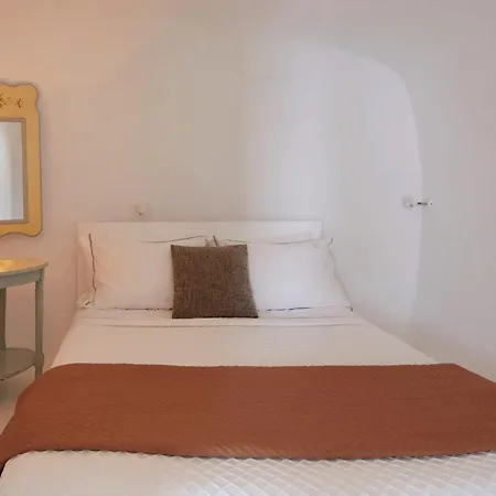 빌라 Felicitous Santorini Caldera Views Outdoor Hot Tub Sleeps 3 이아