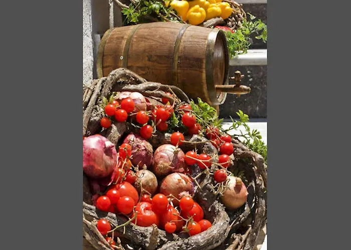 Вилла Gorgeous Santorini 1 Bedroom Felicitous Private Hot Tub