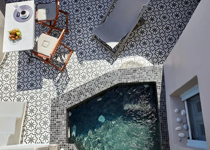 Gorgeous Santorini 1 Bedroom Felicitous Private Hot Tub